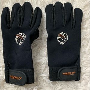 Akona Titanium Adventure Gear Dive Gloves